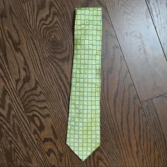 IZOD Silk Tiled Lime Green Checkered Colorful Neon Tie - Picture 3 of 6